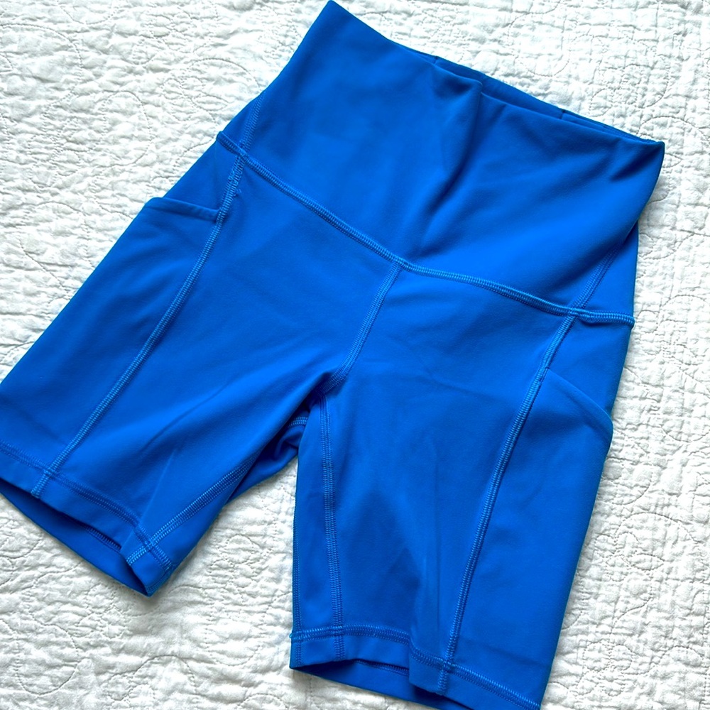 Size 2 LuluLemon biker shorts. Electronic blue